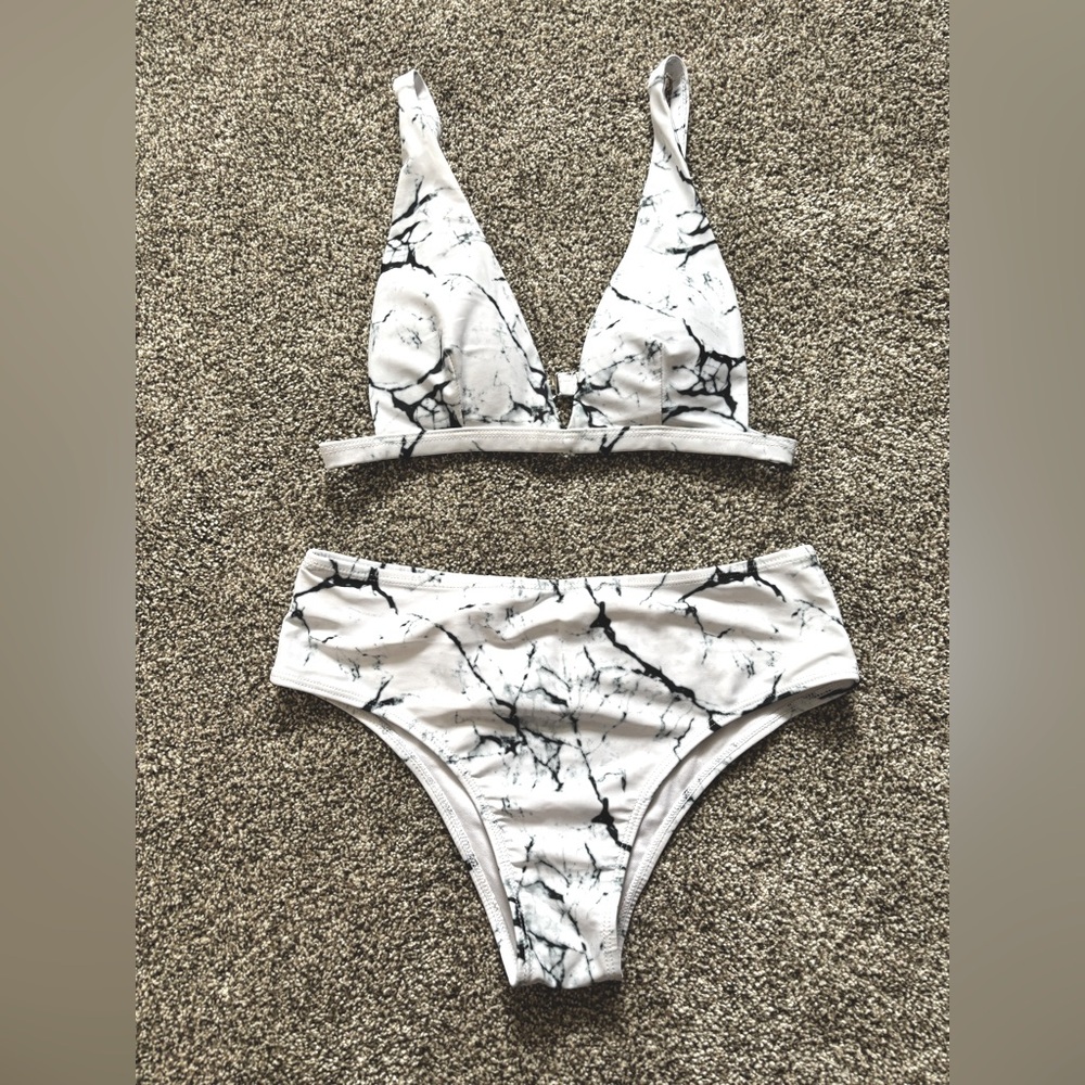 White marble bikini set